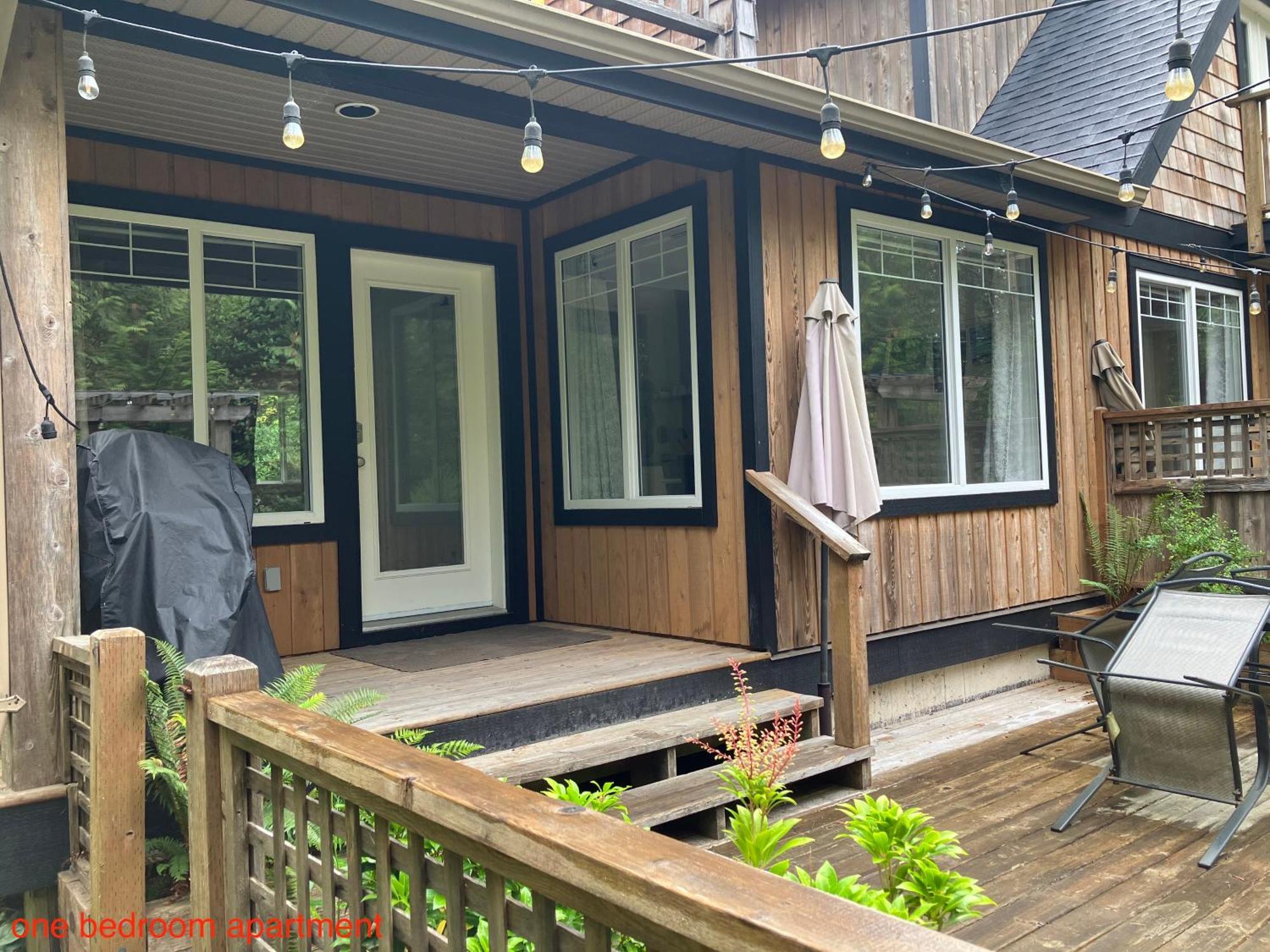 Sienna'S Tree House Apartment Tofino Exterior photo