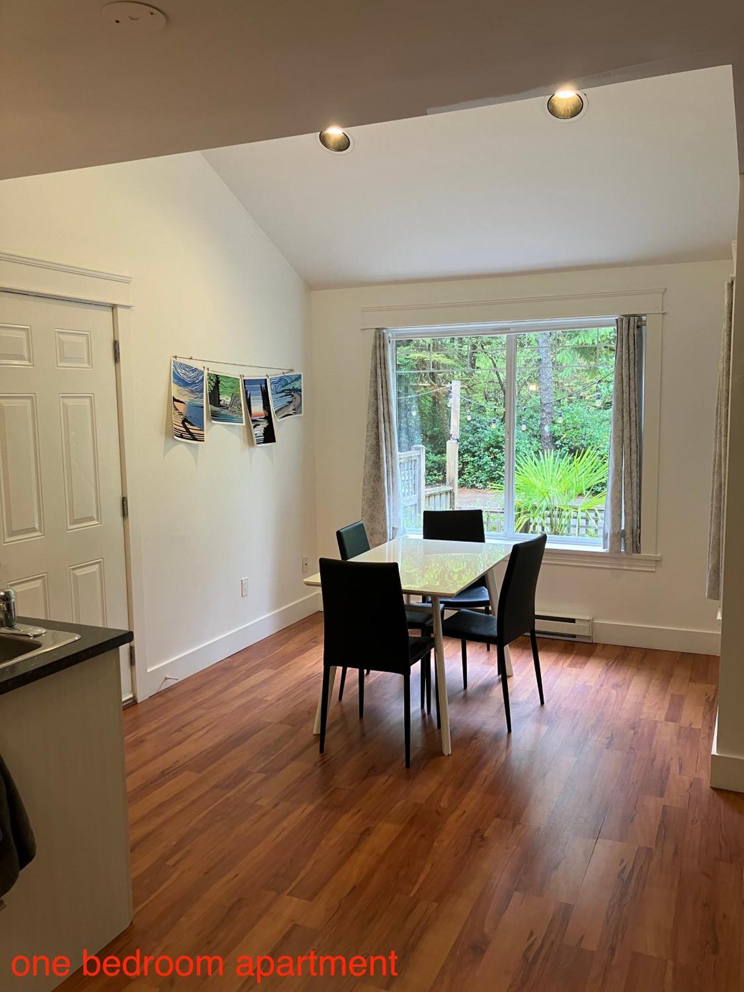 Sienna'S Tree House Apartment Tofino Exterior photo